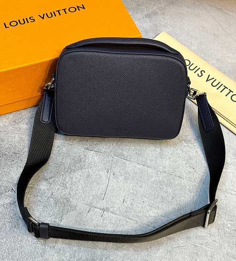 Кожаная сумка Louis Vuitton Avenue Messenger Premium 22.6x15.5x7 см   
