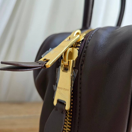 Женская кожаная сумка MIU MIU 33x24 см   