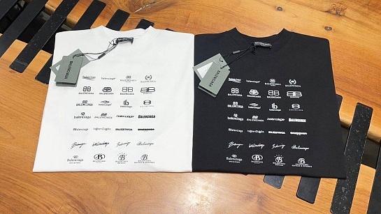 Чёрная оверсайз футболка Balenciaga Archives Logos