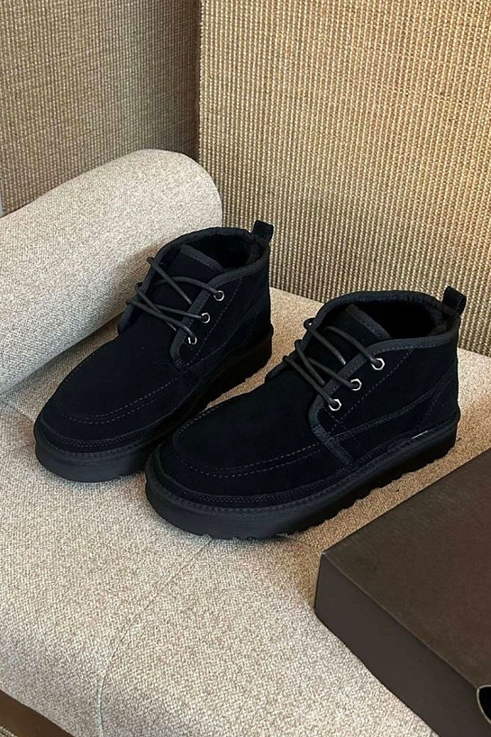 Ботинки с мехом UGG Neumel Moc - Black