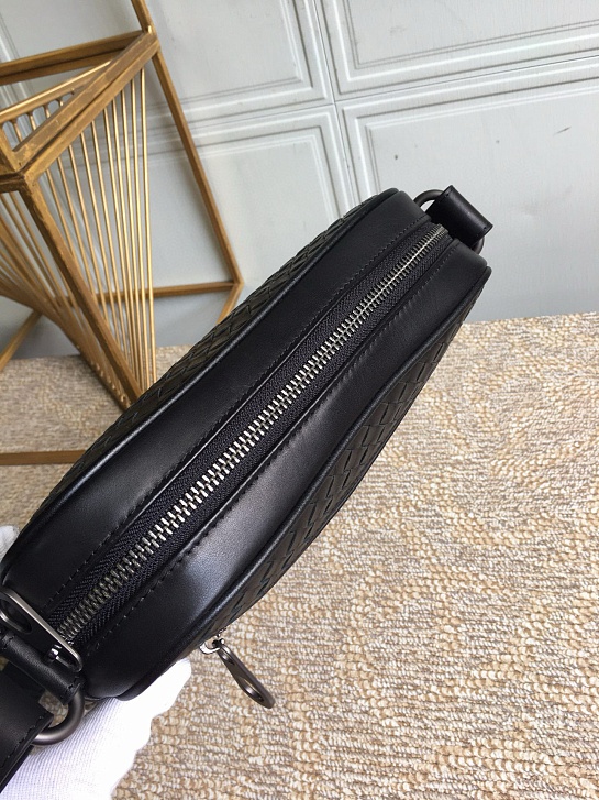 Кожаная сумка Bottega Veneta Premium 30x27x6 см