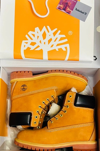 Зимние ботинки с мехом Timberland   