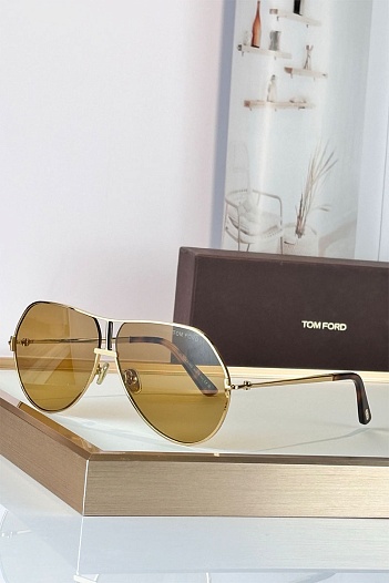 Солнцезащитные очки Tom Ford Rickie   