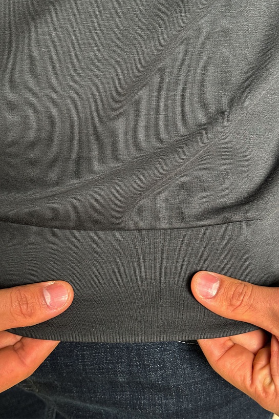 Мужской джемпер Moncler logo-patch - Grey