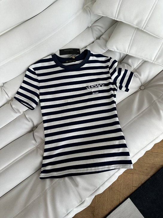 Женская футболка в полоску Versace