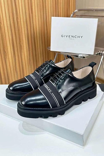 Кожаные ботинки Givenchy чёрного цвета   