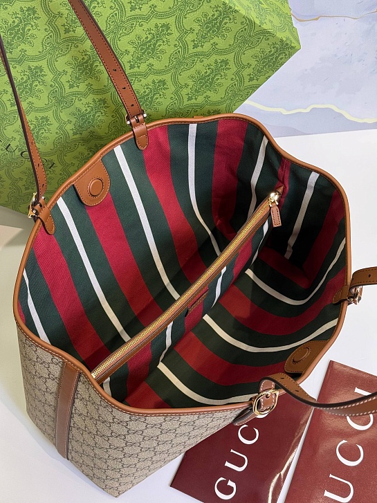 Кожаная сумка Gucci GG Emblem premium 38x25x15 см