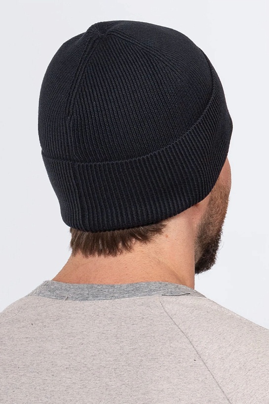 Шапка синего цвета Emporio Armani 7 Mountain U Shield