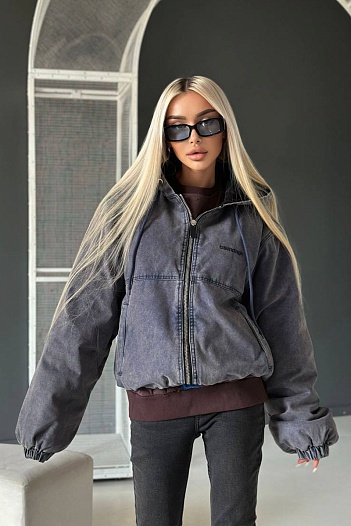 Женский оверсайз бомбер Balenciaga   