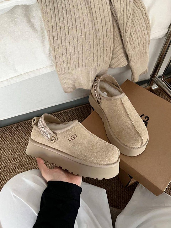 Замшевые женские слиперы с мехом UGG Lanah
