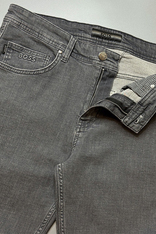 Мужские серые джинсы Hugo Boss