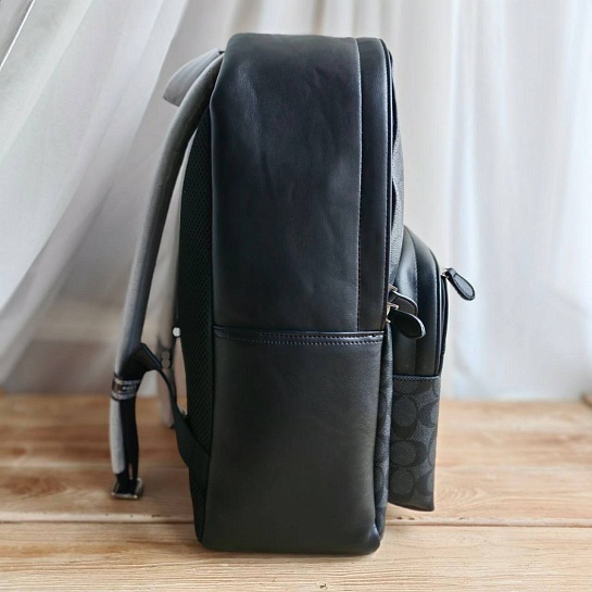 Кожаный рюкзак Coach monogram 39x30 см