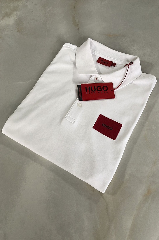 Белое мужское поло Hugo Boss