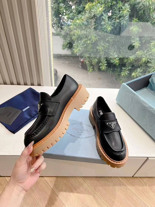 Женские чёрные ботинки Prada Premium
