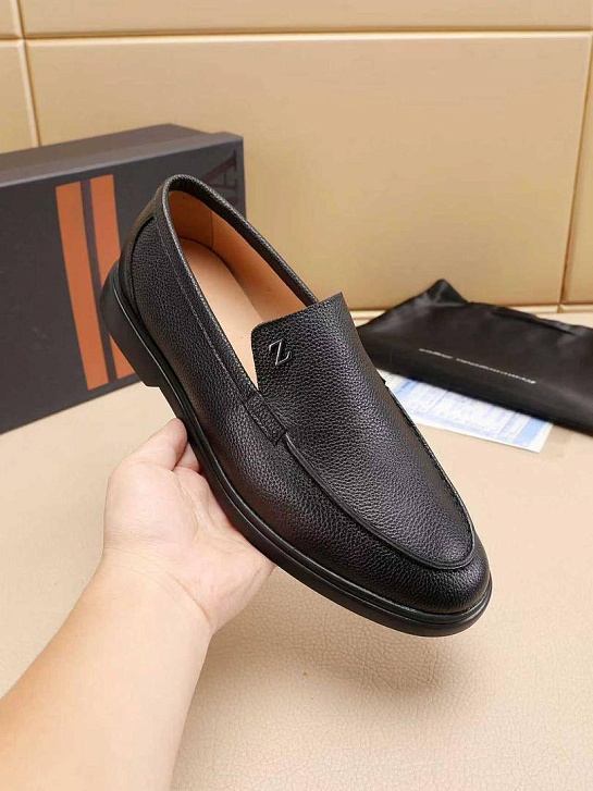 Мужские кожаные лоферы Ermenegildo Zegna