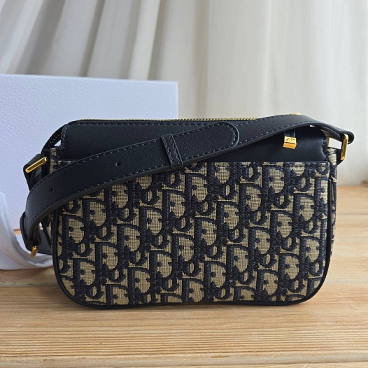 Комбинированная сумка Dior Montaigne Small 22x15 см   