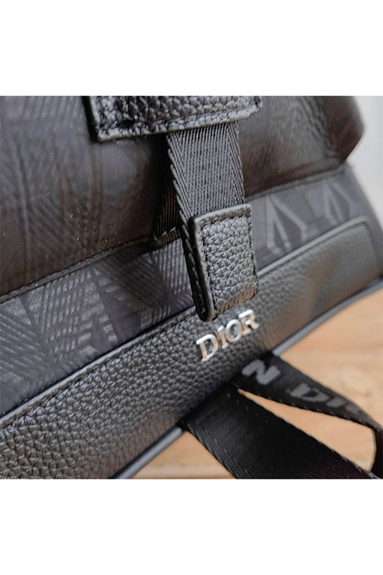 Кожаный рюкзак Dior Explorer 40x30 см
