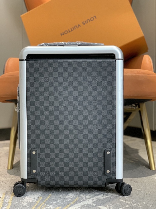 Чемодан Rimowa x Louis Vuitton Horizon Premium 53x37x22 см