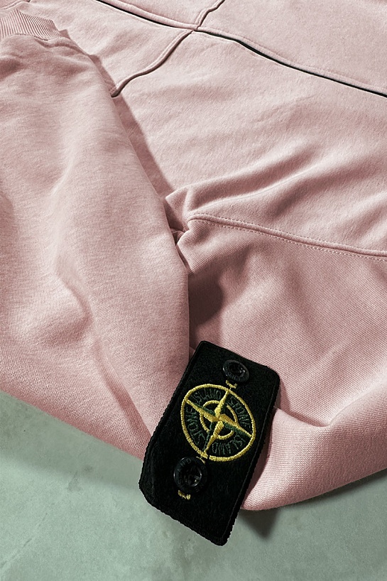 Розовая кофта на молнии Stone Island compass-patch