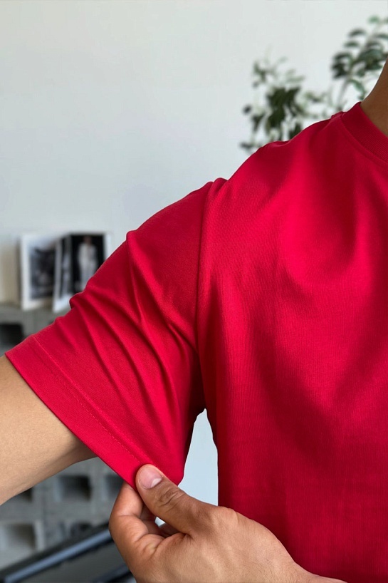 Мужская красная футболка Hugo Boss