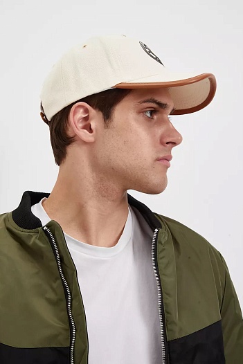 Бейсболка бежевого цвета Burberry logo-applique   