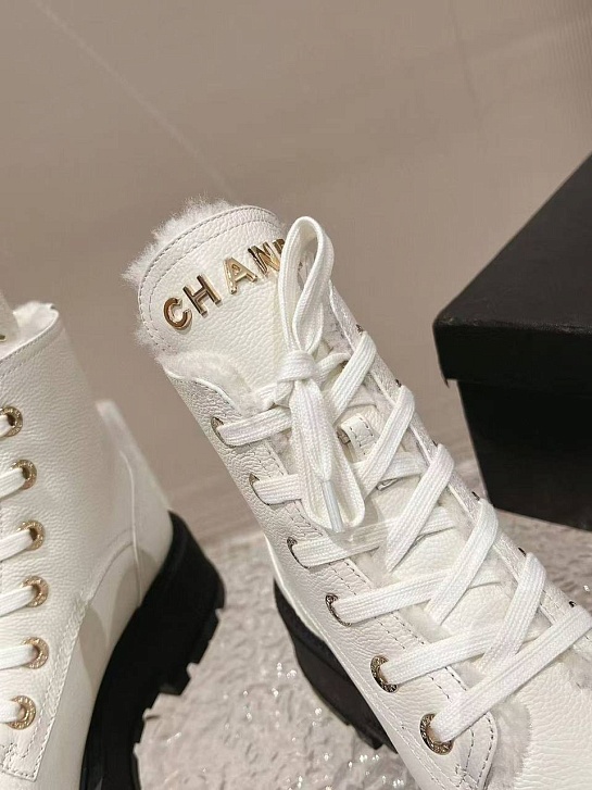 Женские кожаные ботинки с мехом Chanel Premium