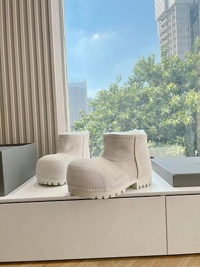 Женские ботинки Balenciaga Alaska Fur Bootie premium - White   