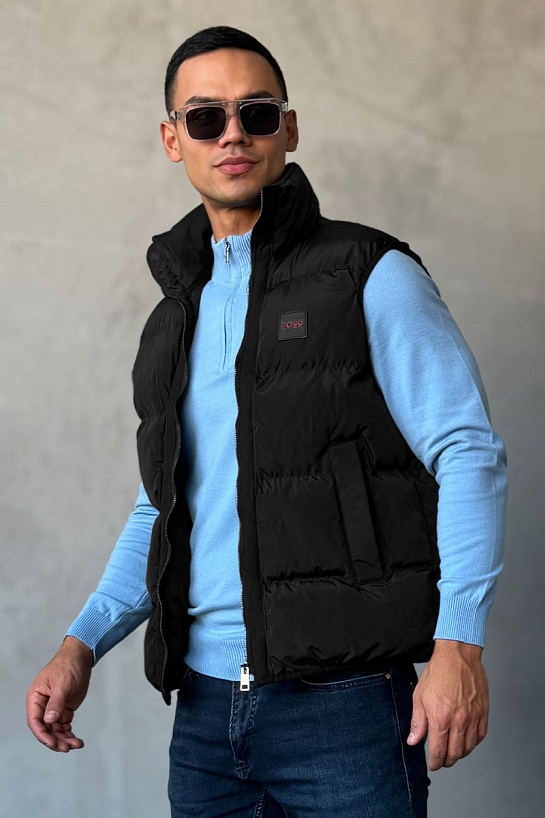 Мужской чёрный жилет Hugo Boss logo-patch