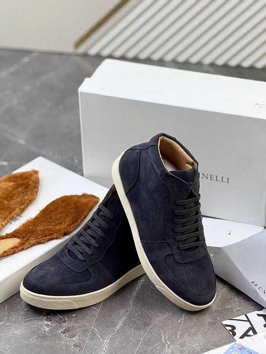 Замшевые кроссовки с меховой стелькой Brunello Cucinelli