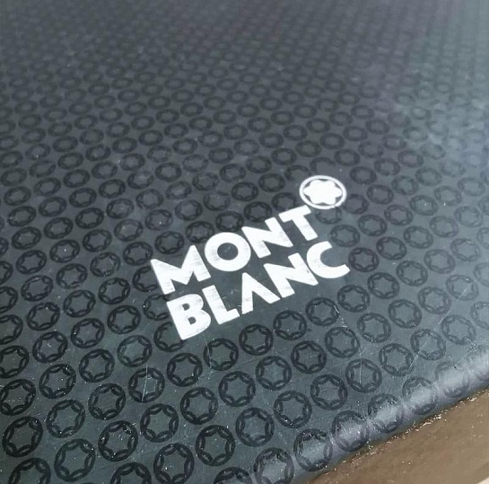 Двусторонний кожаный ремень Montblanc