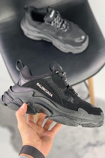 Кроссовки Balenciaga Triple S - Triple Black   