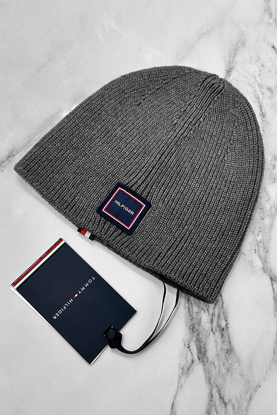 Мужская серая шапка Tommy Hilfiger logo-patch