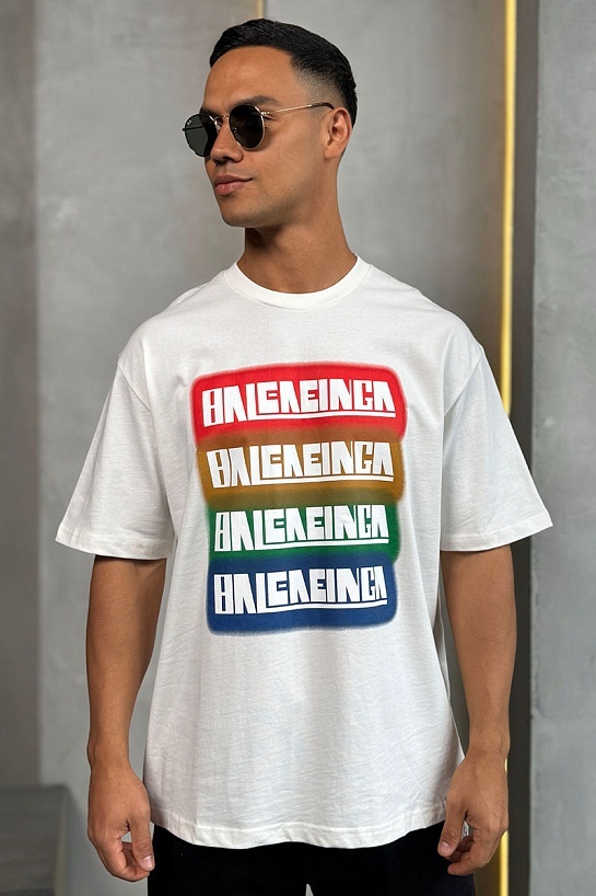 Белая оверсайз футболка Balenciaga logo print