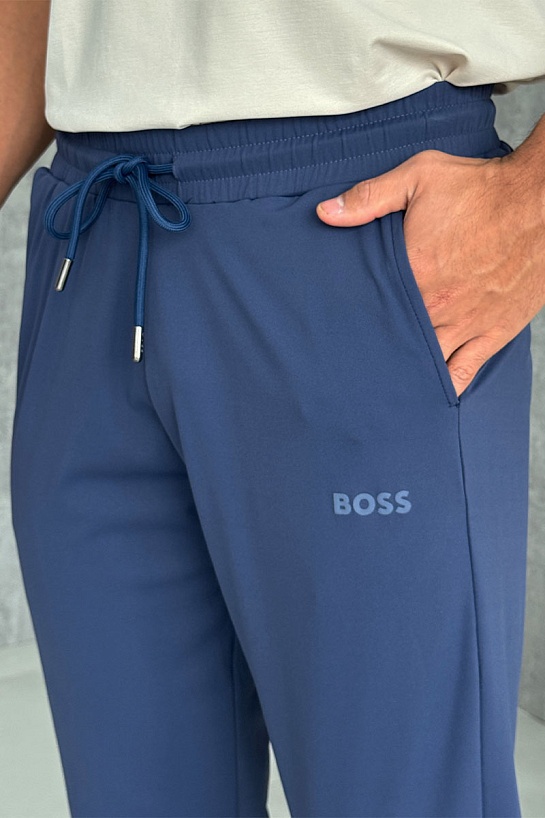 Спортивные штаны Hugo Boss синего цвета
