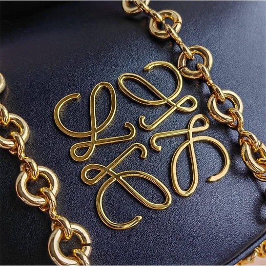 Кожаная сумка Loewe Luna 28x28 см (2 расцветки)