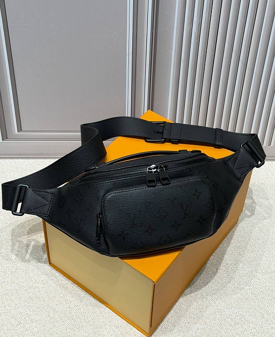 Кожаная сумка Louis Vuitton Rush Bumbag premium 30x15x8 см