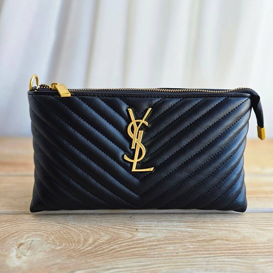Кожаная чёрная сумка Yves Saint Laurent 24x20 см