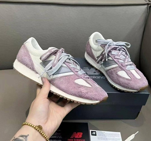 Женские кросовки MIU MIU x New Balance 471 premium   