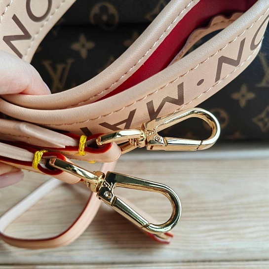 Кожаная сумка Louis Vuitton 28x29 см