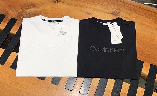 Мужская футболка Calvin Klein чёрного цвета