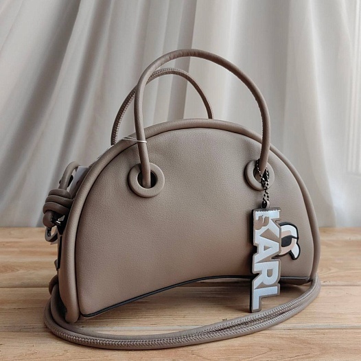 Кожаная сумка Karl Lagerfeld Half Moon 25x15 см   