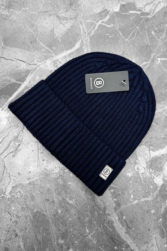 Шапка синего цвета Bogner