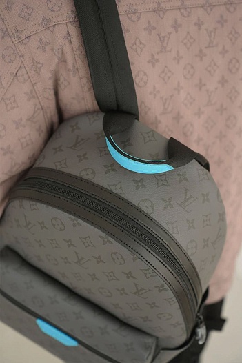Рюкзак Louis Vuitton Discovery Monogram Eclipse Reverse 38х30 см   