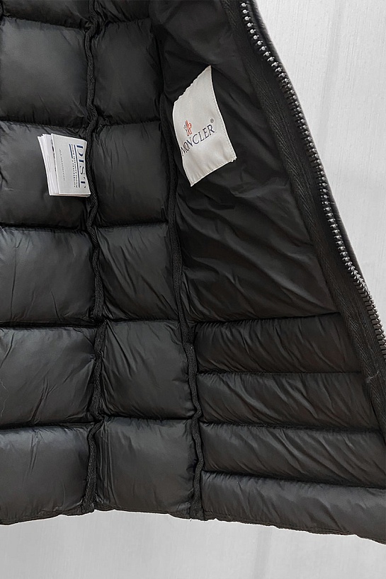 Женская брендовая парка Moncler чёрного цвета