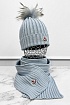 Комплект из шапки и шарфа голубого цвета Moncler logo-patch