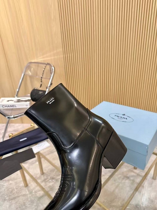 Женские кожаные сапоги Prada premium - Black