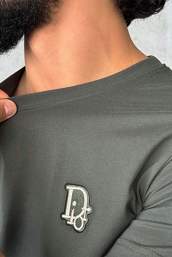Тёмно-зелёная мужская футболка Dior embroidered logo   