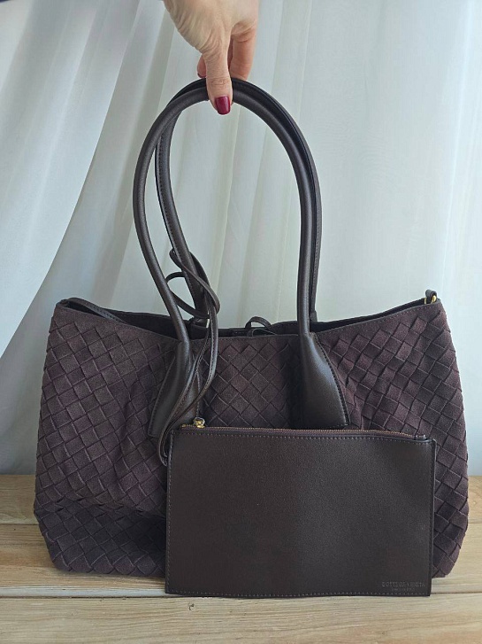 Замшевая сумка Bottega Veneta intrecciato 42x26