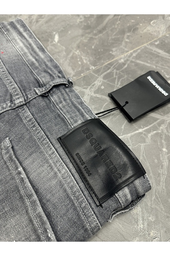 Джинсовые шорты Dsquared2 серого цвета