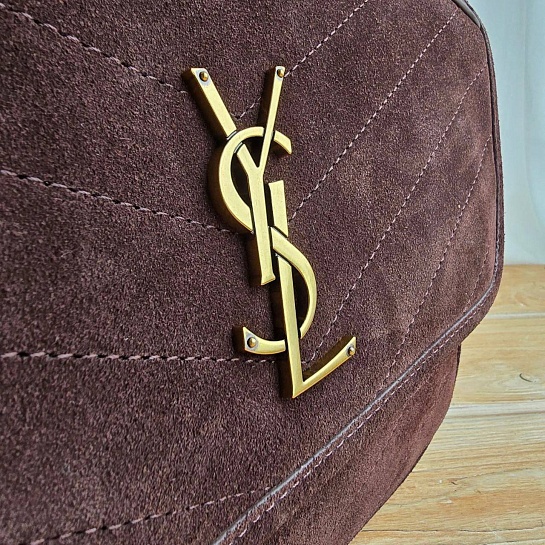 Замшевая сумка  Yves Saint Laurent 28x21 см
